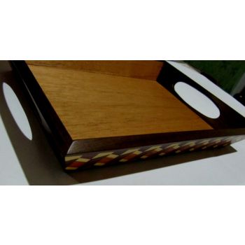 Bandeja rectangular de madera con incrustaciones de madera varios tonos